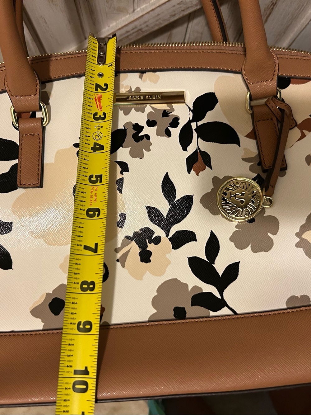 Anne Klein Floral Dome Satchel Bag Cream Tan Brown NEW - Picture 6 of 9